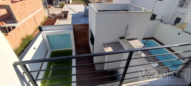 Imagem Casa / Sobrado para Venda em Camboriú / SC no bairro São Francisco de Assis