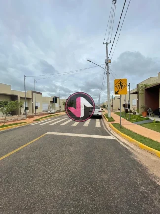 Imagem Condomínio Fechado Tuiuiu - Residencial Altos do Parque II - Cuiabá-MT Casa de 2 quartos, sendo 1 ...