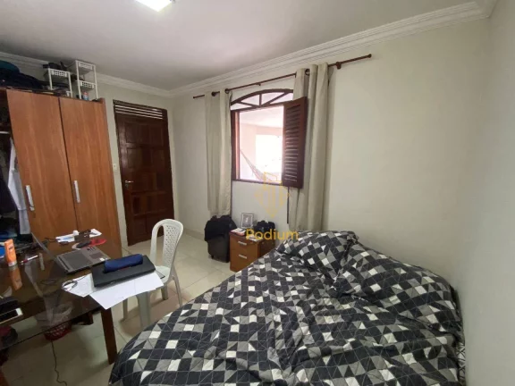 Imagem Casa com dois pavimentos em localização privilegiada no Portal do Sol - CA0071
