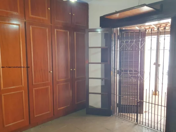 Imagem Casa para Venda em Limeira, Parque Egisto Ragazzo, 3 dormitórios, 1 suíte, 1 banheiro, 2 vagas