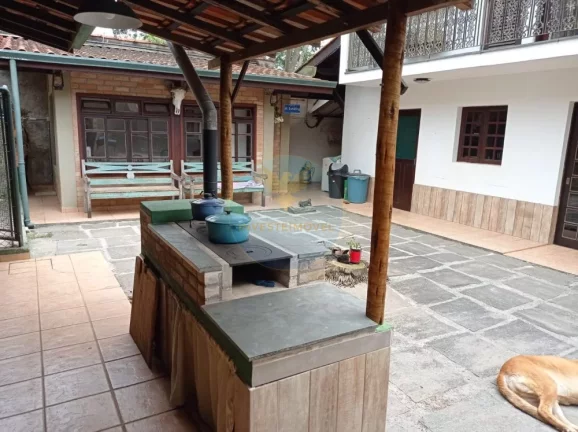 Imagem Casa em Condomínio a Venda no bairro Granja Viana - Cotia, SP
