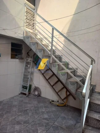 Imagem Aconchegante Sobrado a Venda -SP