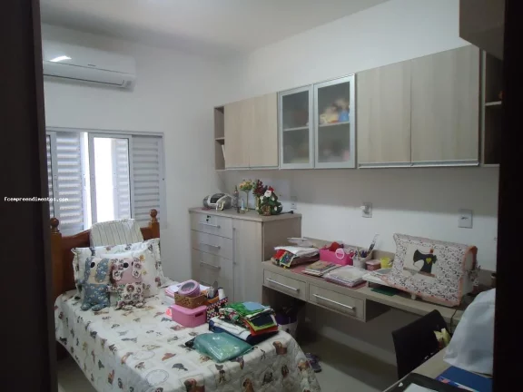 Imagem Casa para Venda em Iracemápolis, Jardim Joao Ometto, 3 dormitórios, 1 suíte, 1 banheiro, 1 vaga