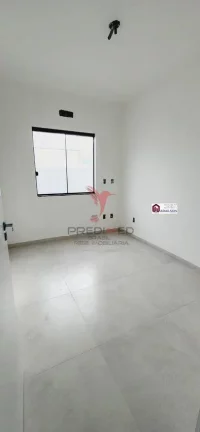 Imagem BELÍSSIMA CASA UNIFAMILIAR PARA PESSOAS EXIGENTES, ACABAMENTO FINO