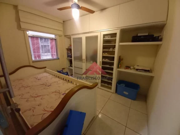 Imagem Apartamento com 2 dormitórios à venda, 54 m² por R$ 270.000,00 - Fátima - Niterói/RJ