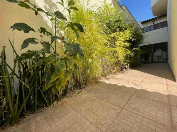 Imagem OPORTUNIDADE !!! COM AT 300 m² e AC 245 m² ESTA LINDA CASA PARA VENDA NO JARDIM PRIMAVERA, ITUPEVA - SP