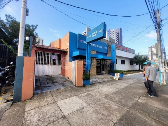 Imagem Casa Com Ponto Comercial no Tirol