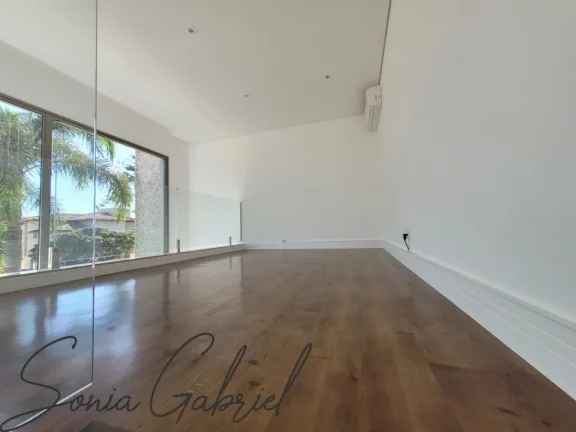 Imagem Casa de luxo no Condomínio Alpes de Vinhedo: 4 quartos, 4 suítes, 3 salas, 6 banheiros, 10 vagas, 566,90m². Venha conhecer! Imagem Casa de luxo no Condomínio Alpes de Vinhedo: 4 quartos, 4 suítes, 3 salas, 6 banheiros, 10 vagas, 566,90m². Venha conhecer!