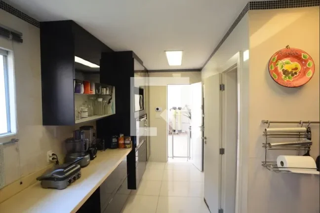 Imagem Casa à Venda - Barra da Tijuca, 5 Quartos, 1350 m2