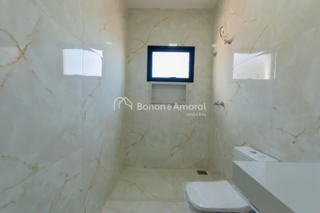 Imagem Casa térrea à venda no Condomínio Mont Alcino, uma excelente oportunidade para quem busca confort...