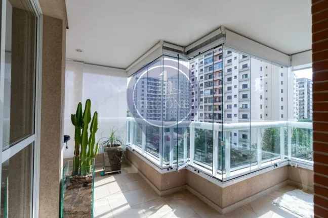 Imagem Apartamento de Luxo à Venda em Indianópolis, São Paulo - 3 Quartos, 3 Suítes, 2 Salas e 195m² de Pura Sofisticação!