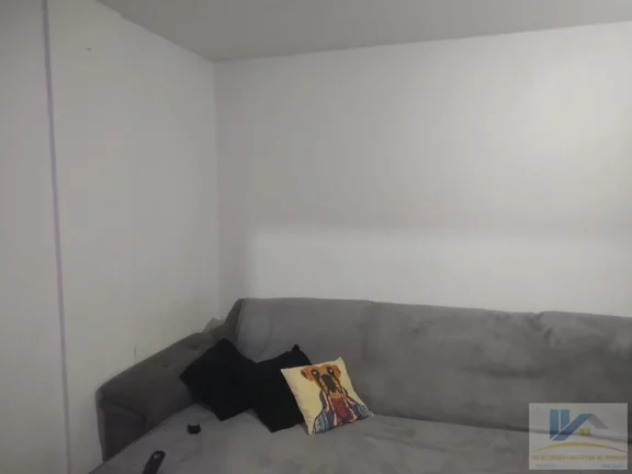 Imagem Apartamento para Venda em Curitiba, Sítio Cercado, 2 dormitórios, 1 banheiro, 1 vaga