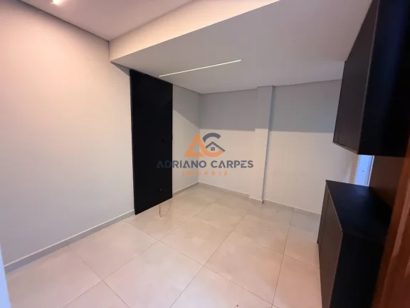 Imagem Aluguel Anual de sala comercial de esquina no Centro de Piçarras, Adriano Carpes Imóveis Aluga