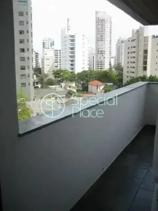 Imagem Oportunidade para reforma com excelente planta em Moema Índios. Apartamento com planta ampla, 3 dor...