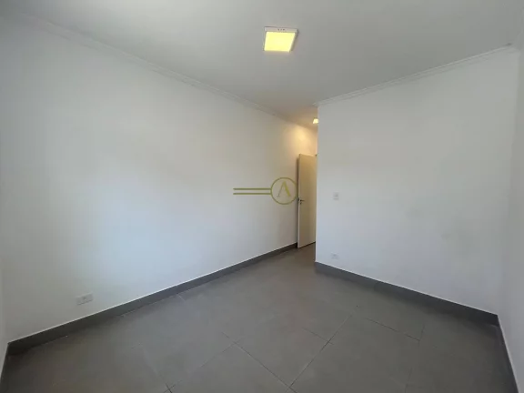 Imagem Casa à venda com 3 suítes em bairro seguro, a poucos passos da delegacia
