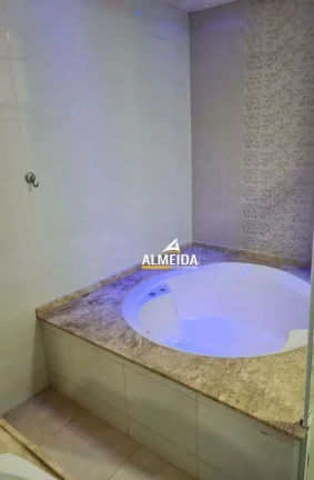 Imagem Casa com 5 dormitórios à venda, 264 m² por R$ 1.200.000,00 - Estádio - Rio Claro/SP