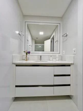 Imagem Apartamento à venda, com 3 quartos, 118,99m²