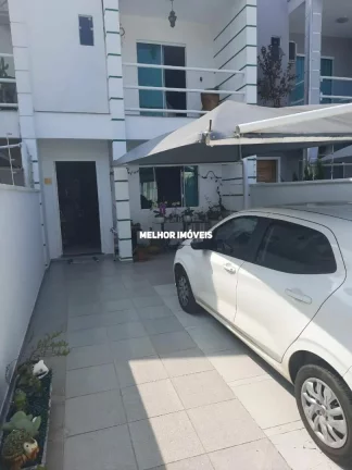 Imagem Sobrado Semi Mobiliado à Venda com 03 Dormitórios sendo 01 Suíte Localizado no bairro Nova Esperança Balneário Camboriú - SC