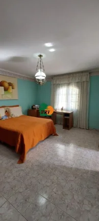 Imagem Chácara para Venda em São Roque, Planalto Verde, 3 dormitórios, 1 suíte, 1 banheiro, 2 vagas
