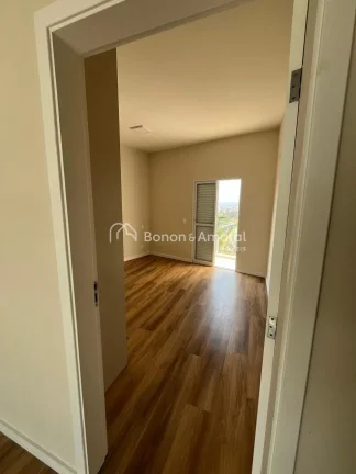 Imagem Apresentamos esta magnífica casa assobradada localizada no exclusivo Condomínio Porto Seguro Villa...