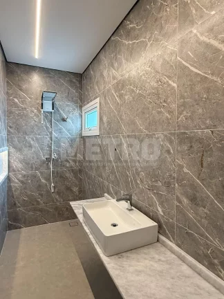 Imagem Casa à venda no Cond. Buona Vita com 3 suítes, Gourmet, piscina, Petrolina-PE