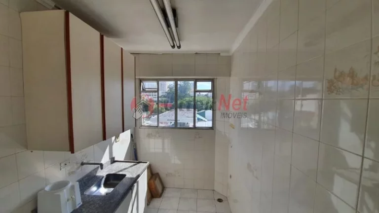 Imagem Sala Comercial em Condomínio para Venda no bairro Centro, 94 m²