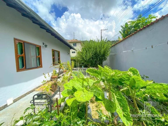 Imagem Casa à venda, 118 m² por R$ 890.000,00 - Albuquerque - Teresópolis/RJ
