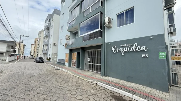 Imagem Venda de Sala Comercial em Gravatá de Navegantes com a Adriano Carpes Imóveis vende.