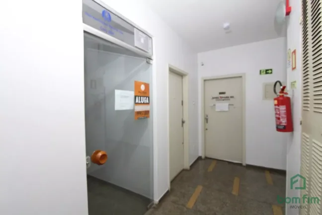 Imagem Alugo conjunto mobiliado, no Bairro Centro Histórico, Porto Alegre/RS