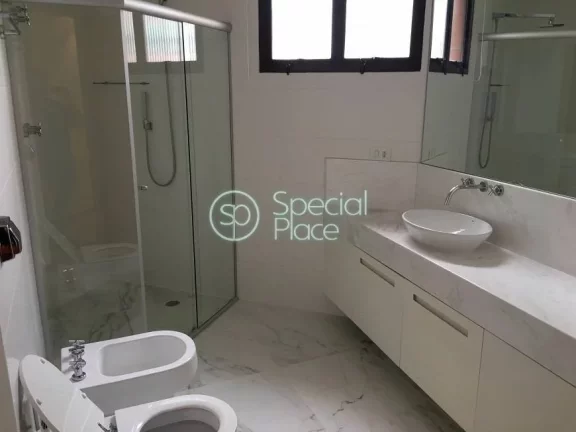 Imagem Apartamento no bairro Moema com 287m² área privativa/útil, 3 dormitório(s), 3 suíte(s), 4 vaga(...