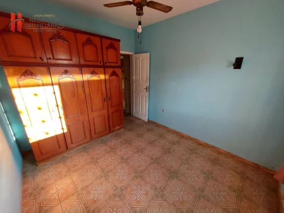 Imagem EXCELENTE CASA TRIPLEX COM 225M² E PISCINA