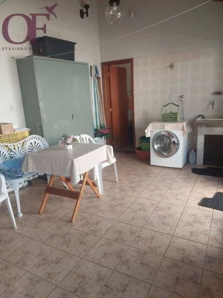 Imagem Casa térrea de rua com 3 dorms. à venda - Jundiaí - SP