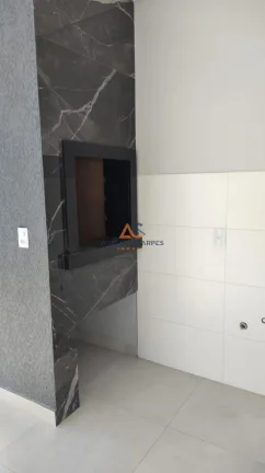 Imagem Sobrado de alto padrão, pronto para morar no bairro Meia Praia em Navegantes a venda com Adriano Carpes Imóveis