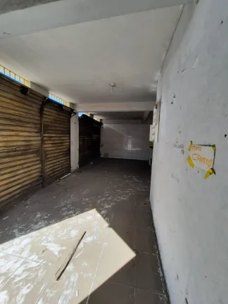 Imagem Loja COMERCIAL em Cabo Frio - RJ, Jacaré