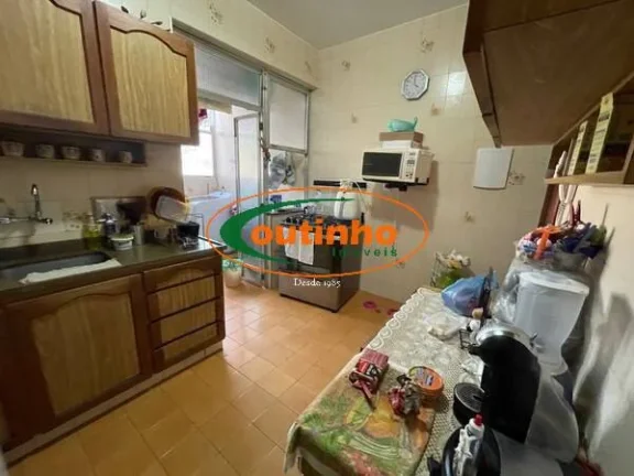 Imagem (27005) Rua Viana Drumond - Vila Isabel