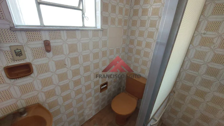 Imagem Casa com 3 dormitórios à venda por R$ 300.000,00 - Paraíso - São Gonçalo/RJ