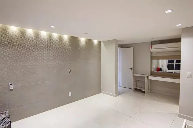 Imagem Apartamento para Venda em Rio de Janeiro, Taquara, 4 dormitórios, 3 suítes, 4 banheiros, 2 vagas