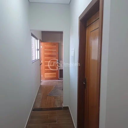 Imagem Imperdível oportunidade: Casa à venda em Campo Grande-MS, Vila Almeida. 3 quartos, 1 suíte, 1 sala, 2 banheiros, 1 vaga de garagem.