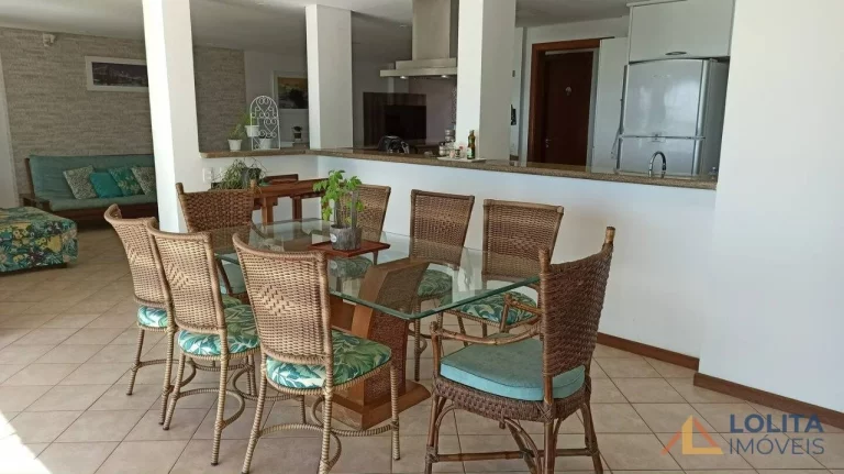 Imagem Casa à venda no Ingleses, de frente para o mar, Florianópolis/SC