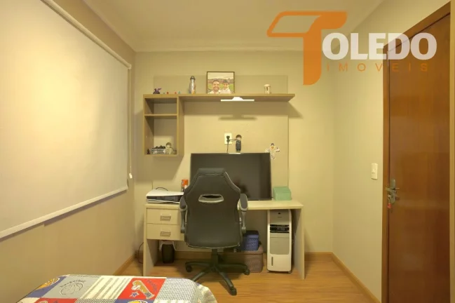 Imagem Apartamento 4 ou + dormitórios para Venda em São Paulo / SP no bairro Tatuapé