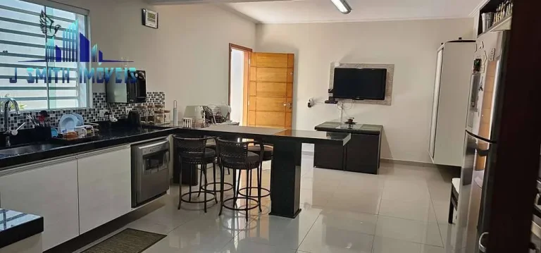 Imagem Casa IMPECÁVEL na Granja Viana - 3 suítes, contemporânea e integrada