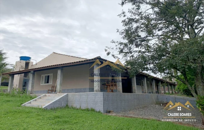 Imagem Chácara com 3 dormitórios à venda, 3000 m² por R$ 500.000,00 - Distrito do Porto - Capela do Alto/SP