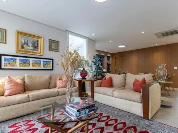 Imagem Casa em Condomínio à Venda em Jardim Cordeiro - São Paulo/SP.