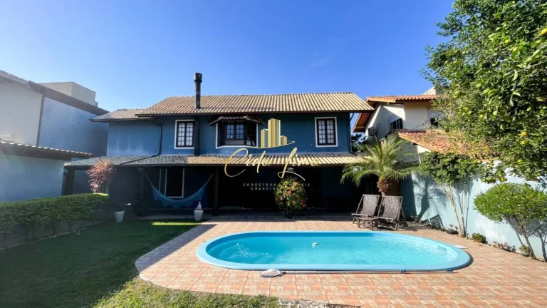 Imagem Casa alto padrão a venda no Pico da Cruz no Rio Tavares SC.