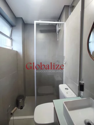 Imagem Apartamento 02 dormitórios 01 suíte vaga de garagem frente mar no Gonzaga em Santos R$ 680.000,00