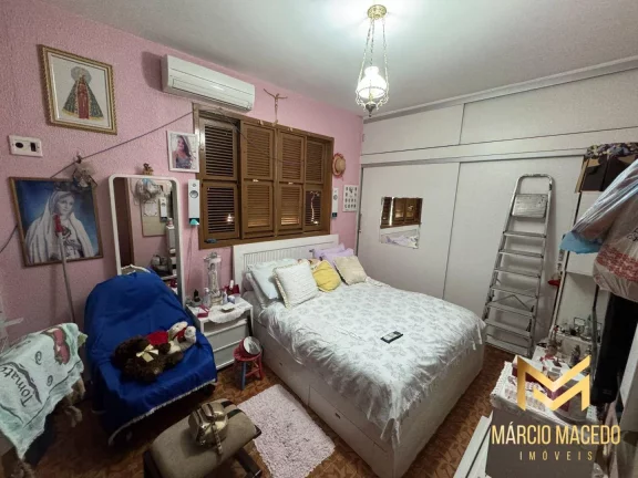 Imagem Casa com 7 dormitórios à venda, 323 m² por R$ 1.690.000,00 - Centro - Fortaleza/CE