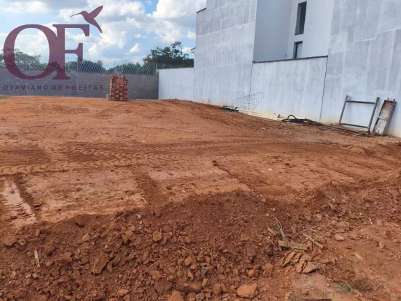 Imagem Ótimo terreno a venda no Condomínio Campos de Medeiros!
