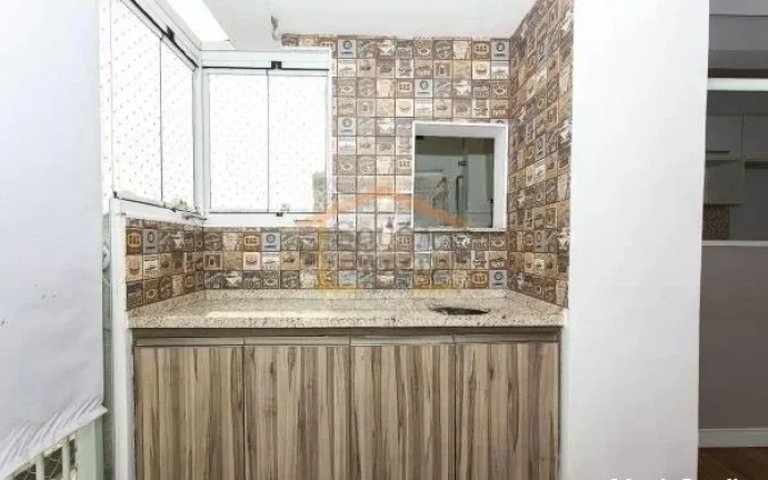 Imagem Apartamento 2 dormitórios, sendo 1 suíte, sala 2 ambientes, pisos em madeira, sacada gourmet, cozi...
