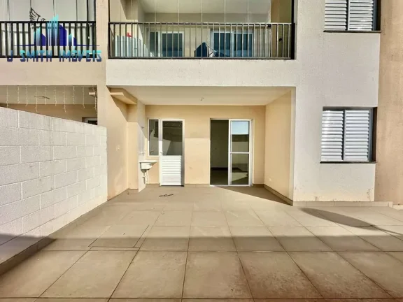 Imagem APARTAMENTO TÉRREO COM QUINTAL. 2 DORMS, 1 VAGA.LAZER NO CONDOMÍNIO