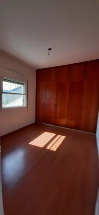 Imagem Casa Comercial com 6 Salas no Centro de Franco da Rocha-SP: Venda ou Locação com 3 Vagas de Garagem!